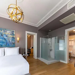 Otel Petros, İstanbul