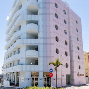 the-tropicana.hotels-capetown.com/